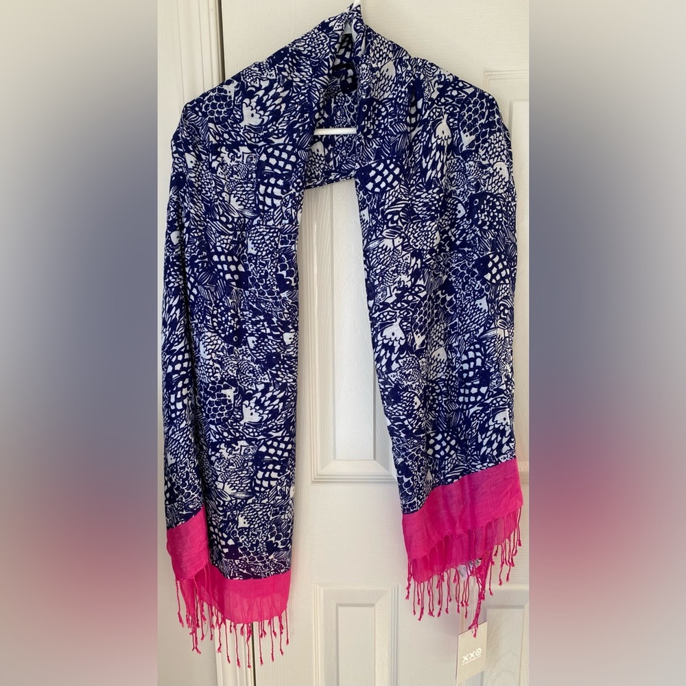 Lilly Pulitzer Pink and White Scarf
